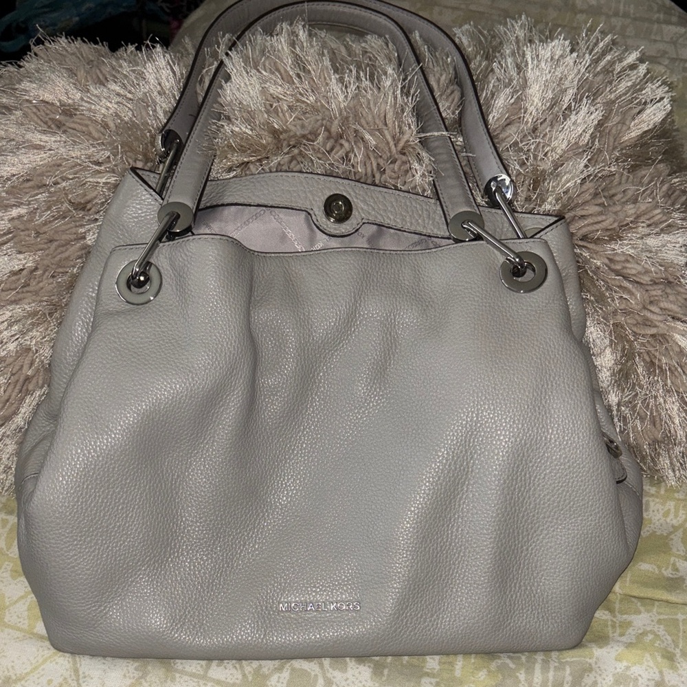 Michael Kors Light Gray Shoulder Bag